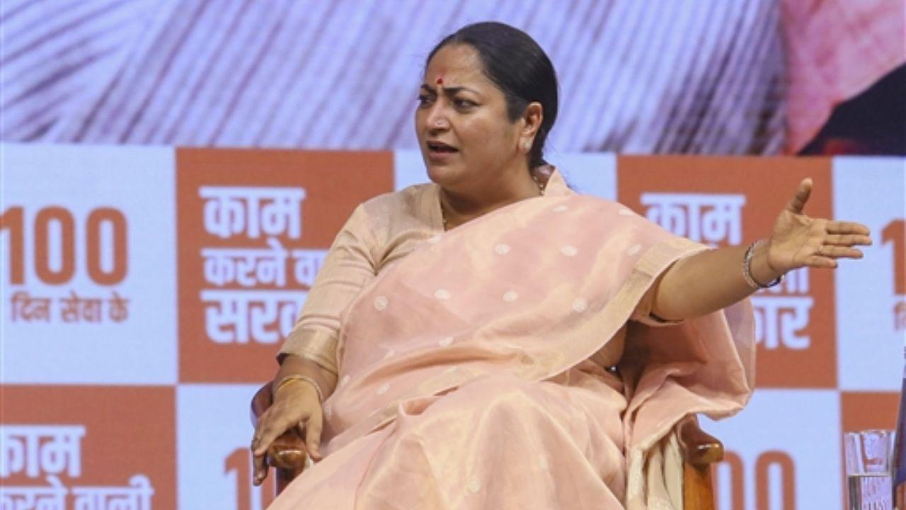 Delhi: Rekha Gupta marks 100 days as CM, slams opposition at ‘100 Din Seva Ke’ event